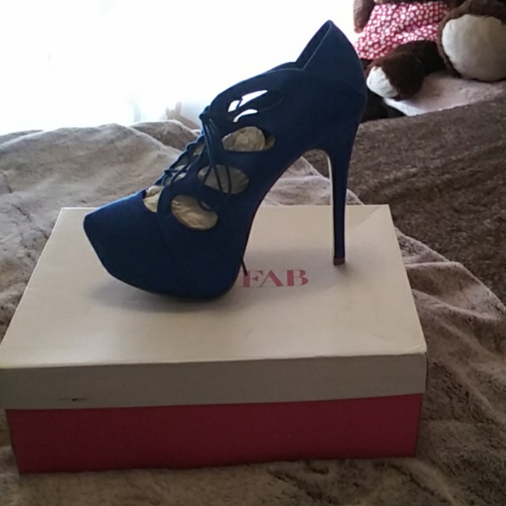 Just Fab Lace Up High Heel 8.5